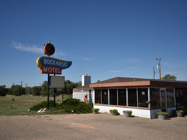 Buckaroo Motel