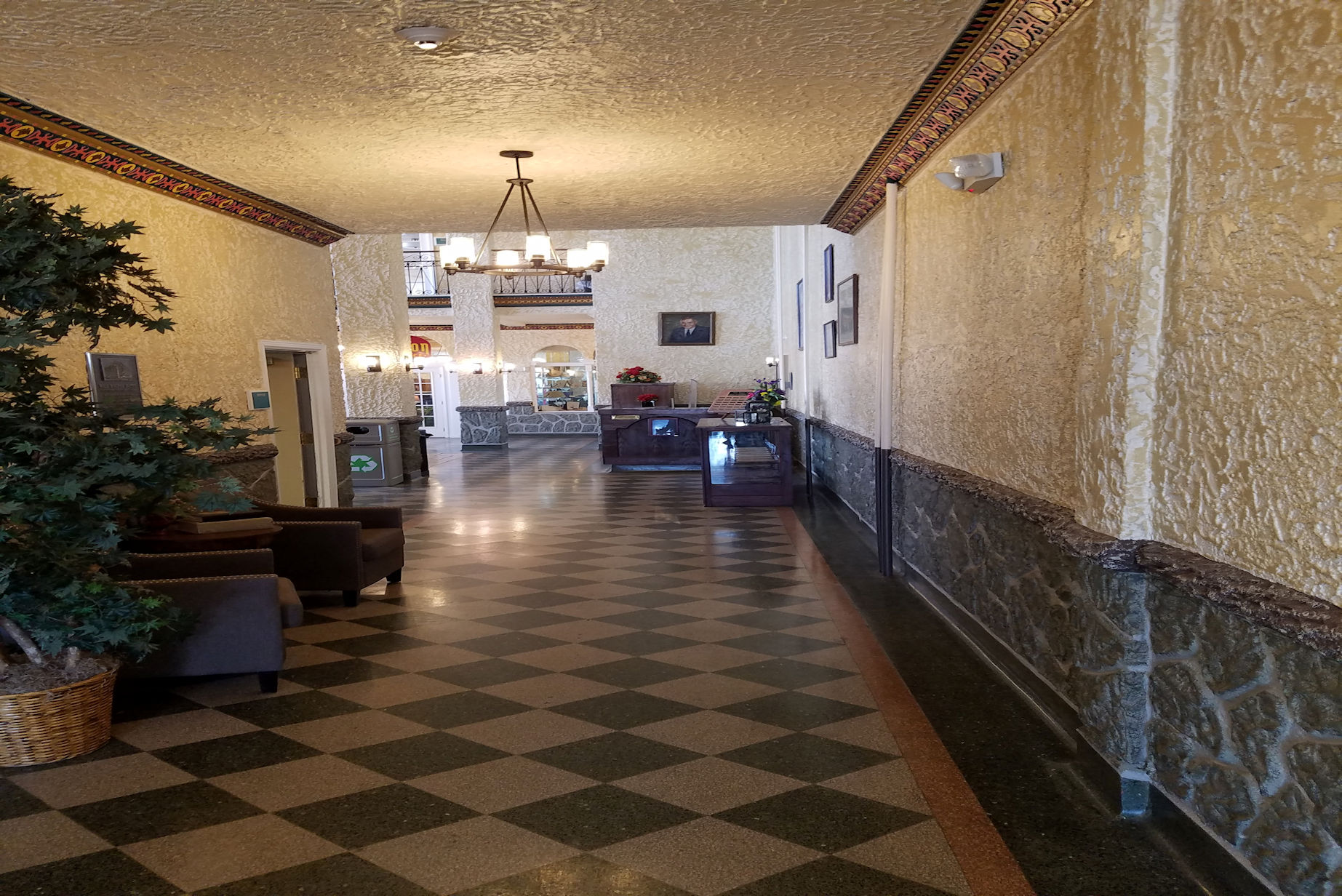 Will Rogers Hotel