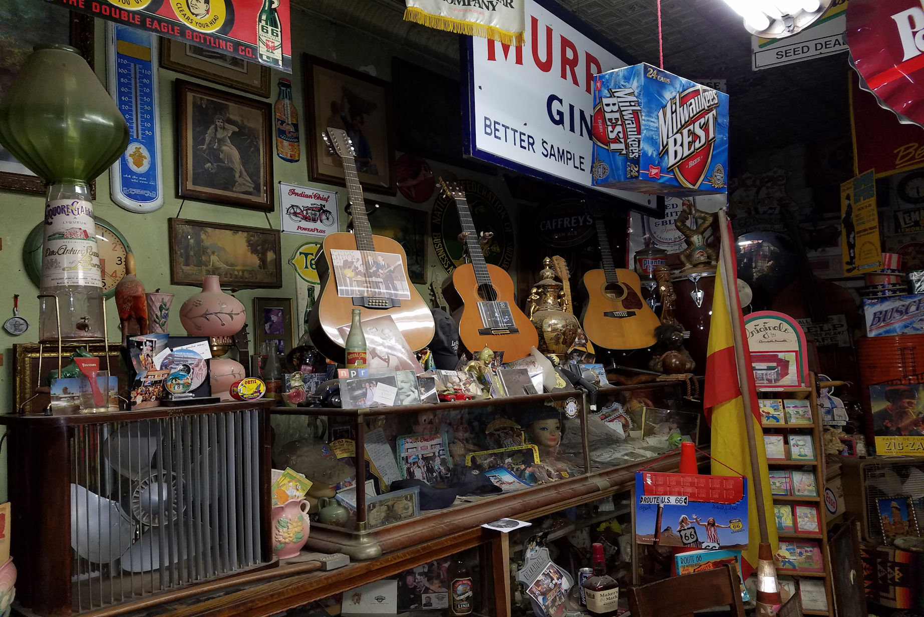 Sand Hill Curiosity Shop, Erick OK