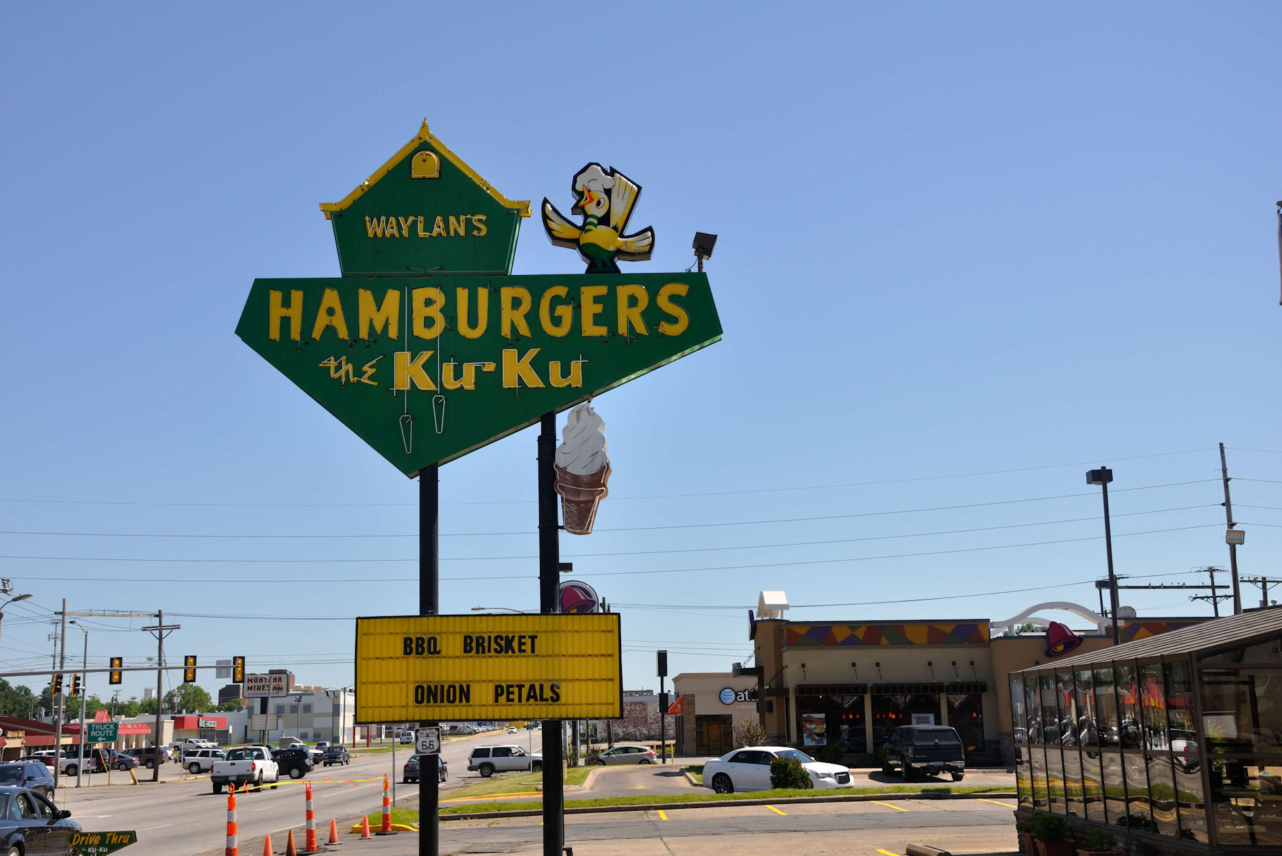 Waylan's Ku Ku Burgers, Miami, OK